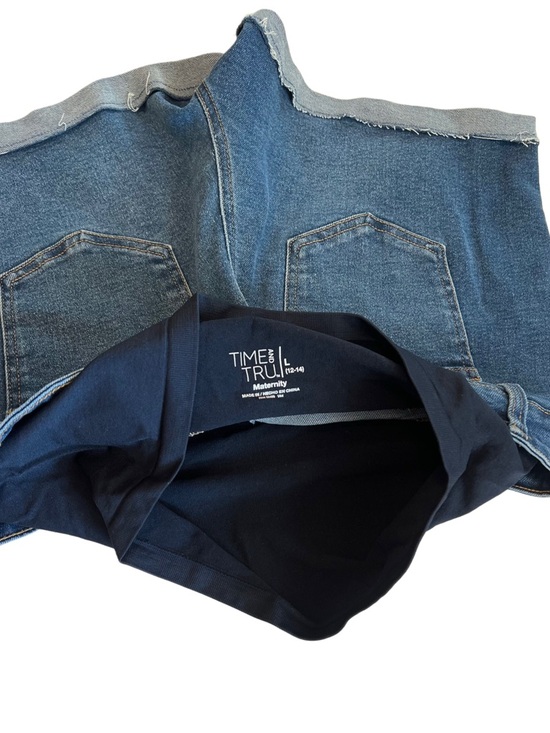 Time and Tru Maternity Rolled Cuff Denim Shorts, Medium Wash | Women’s L (12-14) - Picture 4 of 4